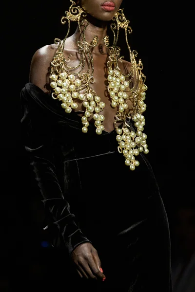 Look 20